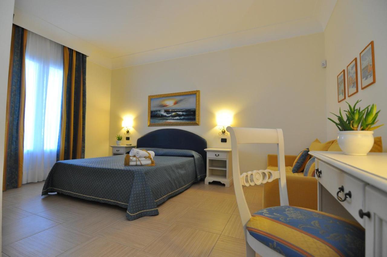 Villa Marcella Room Porto Cesareo Ngoại thất bức ảnh